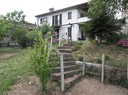 appartamento bilocale arredato in Frazione collinare prov.PV