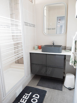 Appartement refait à neuf, 2 chambres, dans Toulon, à proximité