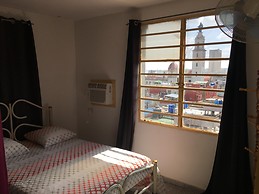 Apto completo de 3 habitaciones a 100 m de La Universidad de la Habana.