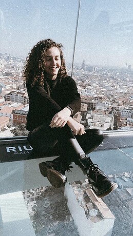 Cati S