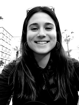Julia Cano Roldán