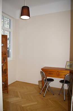 Very central quiet and bright apartment in excellent location