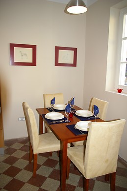 Very central quiet and bright apartment in excellent location