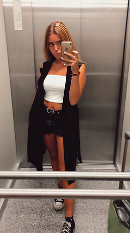 Maria Revuelta larios