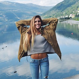 Lucia De La Cruz Perelló