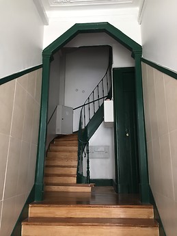 Double bed Bedroom in the city center