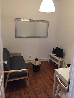 Double bed Bedroom in the city center