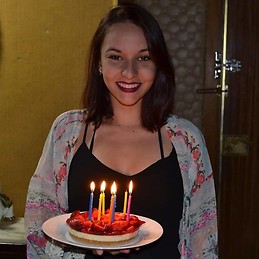 Nicole Viveros Lewis