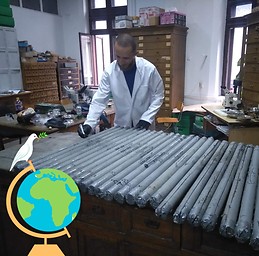 Laurenţiu Ţuţuianu