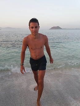 Carlos Oneto Laz
