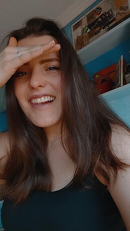 Paula Cavarischia