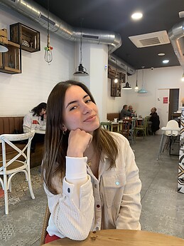 elia castillo oliveras