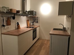 Beautiful spacious furnished room in newly renovated flat availa