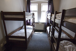 Bed in 8 bed dorm in Prague                       