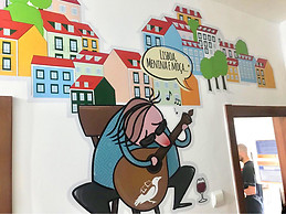 Bed in a 8 female dorm - Shared WCs