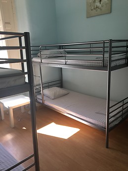 Bed in a 8 female dorm - Shared WCs