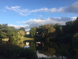 Big room best central spot - near university and downtown