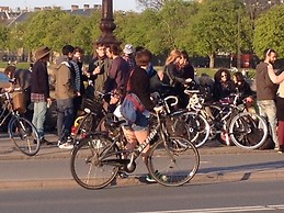 Big room best central spot - near university and downtown