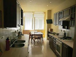 Big room for rent in popular area of Prague