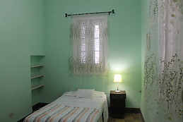 Villa 6812, habitación en un excelente barrio de La Habana