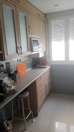 Bright and quiet room for male student