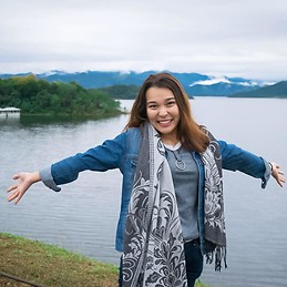 AuraYa Manaprasertsak