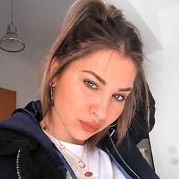 Φωτεινή Καλπακίδη