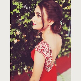 María Avilés Requena