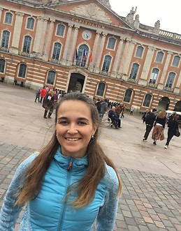 MONICA LARREGOLA SANCHEZ