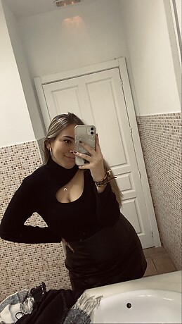 alba Angulo