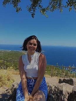 Aybüke Genç