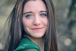 Angela  Gómez- Comino