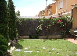 ROOMS FOR RENT IN A BEAUTIFUL DETACHED HOUSE IN TOLEDO