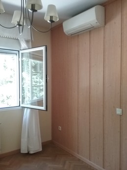 CASA CON JARDÍN CERCA DE LA UNIVERSIDAD