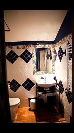 Casa grande para compartir habitacion con baño privado comparti