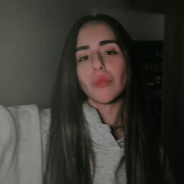Elif Sena Demirkol
