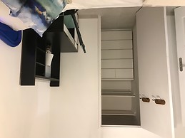 Chambre avec Dressing et vue sur la mer dans T3 à Toulon