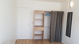 Chambre spacieuse et lumineuse en plein cœur de Tours