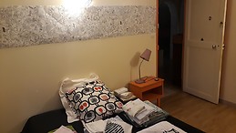 Chambre spacieuse toute équipée pour y faire de bonnes études