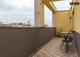 charming-1-bedroom-apartment-balcony-rent-krisztinavaros-77577af