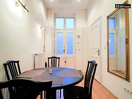 charming-1-bedroom-apartment-rent-erzsebetvaros-be8bf71789f2bb5b