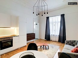 charming-2-bedroom-apartment-rent-krisztinavaros-920da520b2440cb