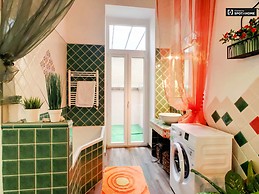 colorful-1-bedroom-apartment-balcony-ac-rent-terezvaros-9a1095a5