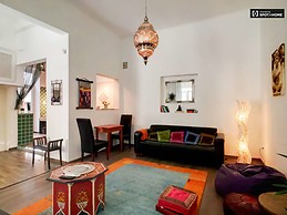 colorful-1-bedroom-apartment-balcony-ac-rent-terezvaros-c4e31f55