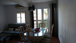 Comoda y pequeña habitación en el centro de Arroyo de la miel, B