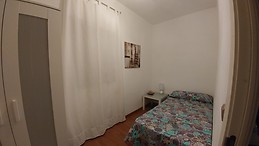 Comoda y pequeña habitación en el centro de Arroyo de la miel, B