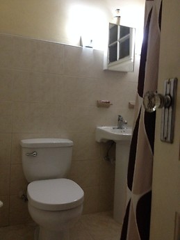 Confortable Piso Independiente en la céntrica esquina de 23 y L