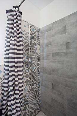 Cosy desing studio + Wifi sur Pont du Las proche Gare SNCF, Univ