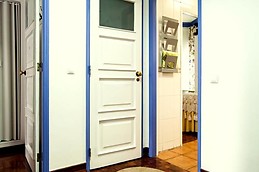 Cosy room with heat, balcony, central Lisbon, all included, extr