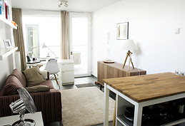 cosy student flat with seperate bedroom and terrace, for 1 or 2